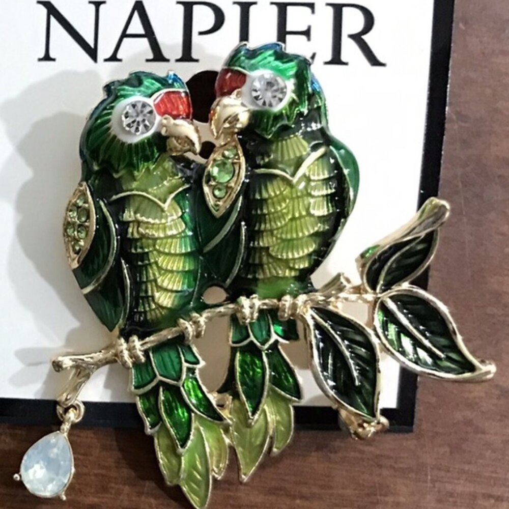 NAPIER Tropical Pair of Parrots Gold Green & Red Enamel Crystal Brooch Pin**NEW! - Picture 1 of 2